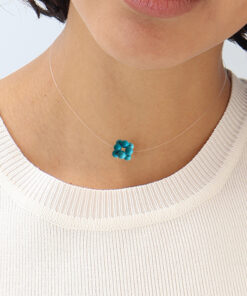 Choker Invisible con Hexaedro en Piedra Natural
